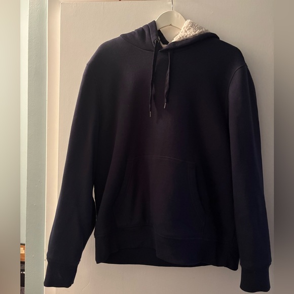 Amazon Essentials Men's Navy Hoodie - Picture 3 of 4